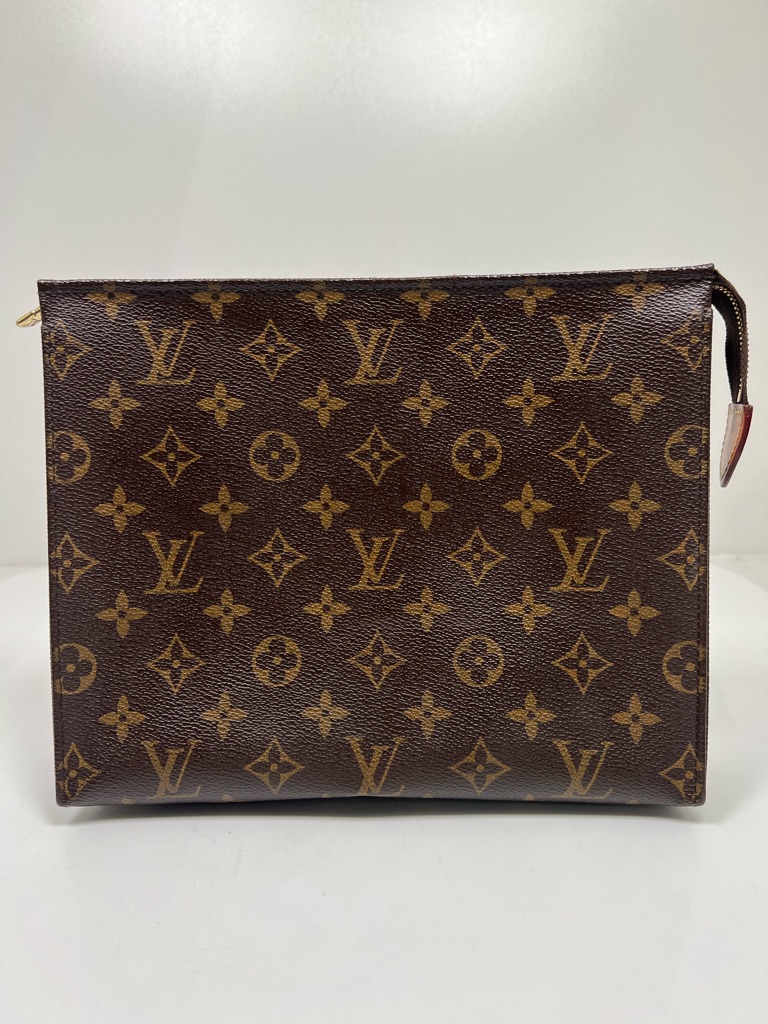 Louis Vuitton Poche Toilette 19 (Monogram Canvas)